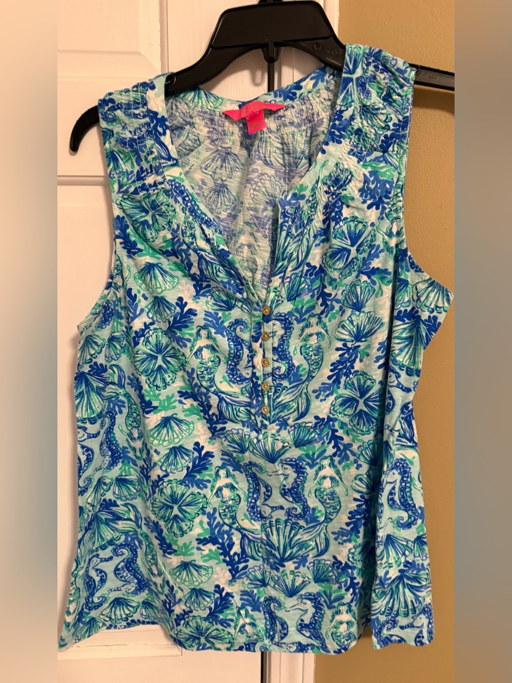 Lilly Pulitzer Pink Logo size XL sleeveless top